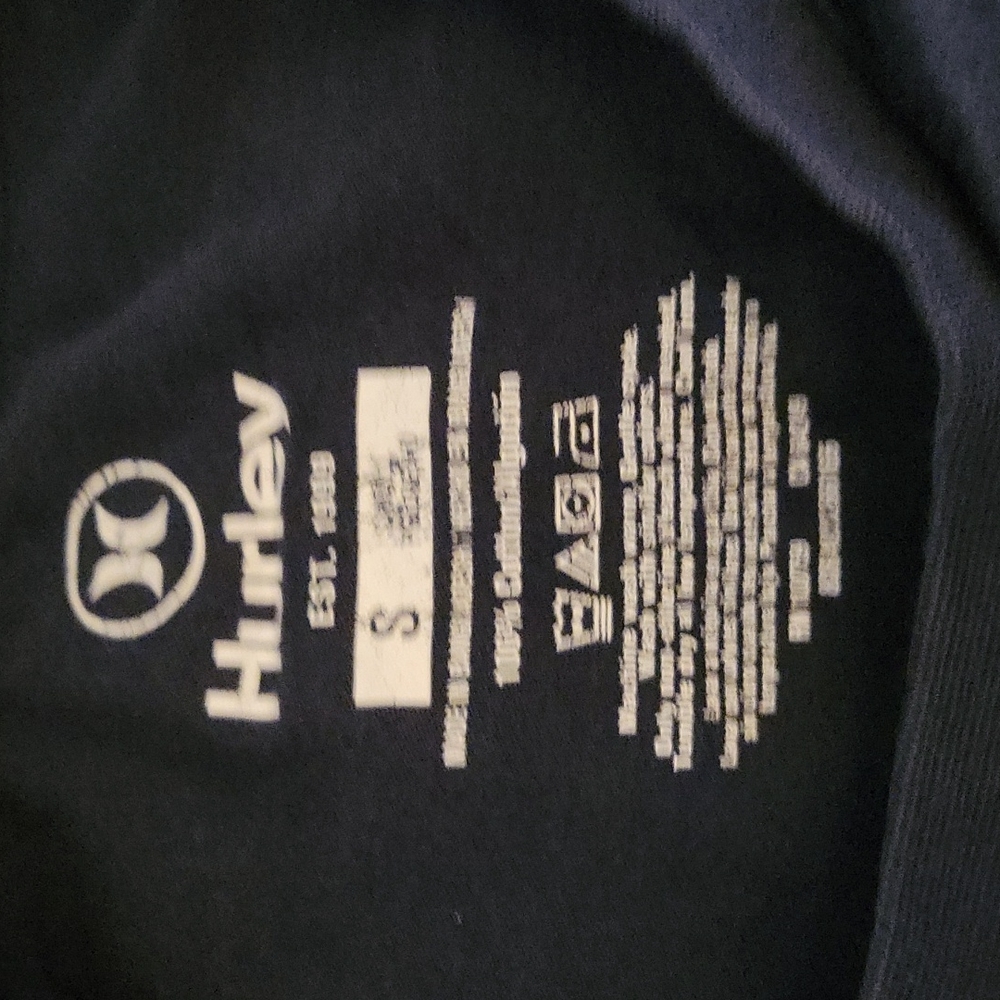 Hurley - Picture 2 of 2